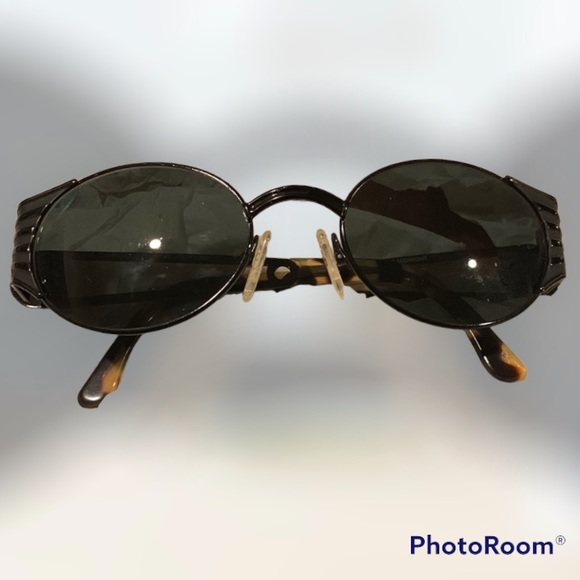 Vintage Fendi Sunglasses - Picture 3 of 6